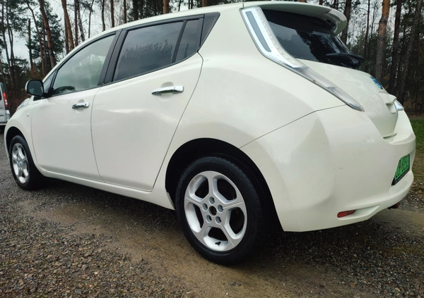 Nissan Leaf cena 25500 przebieg: 183000, rok produkcji 2011 z Poniatowa małe 301